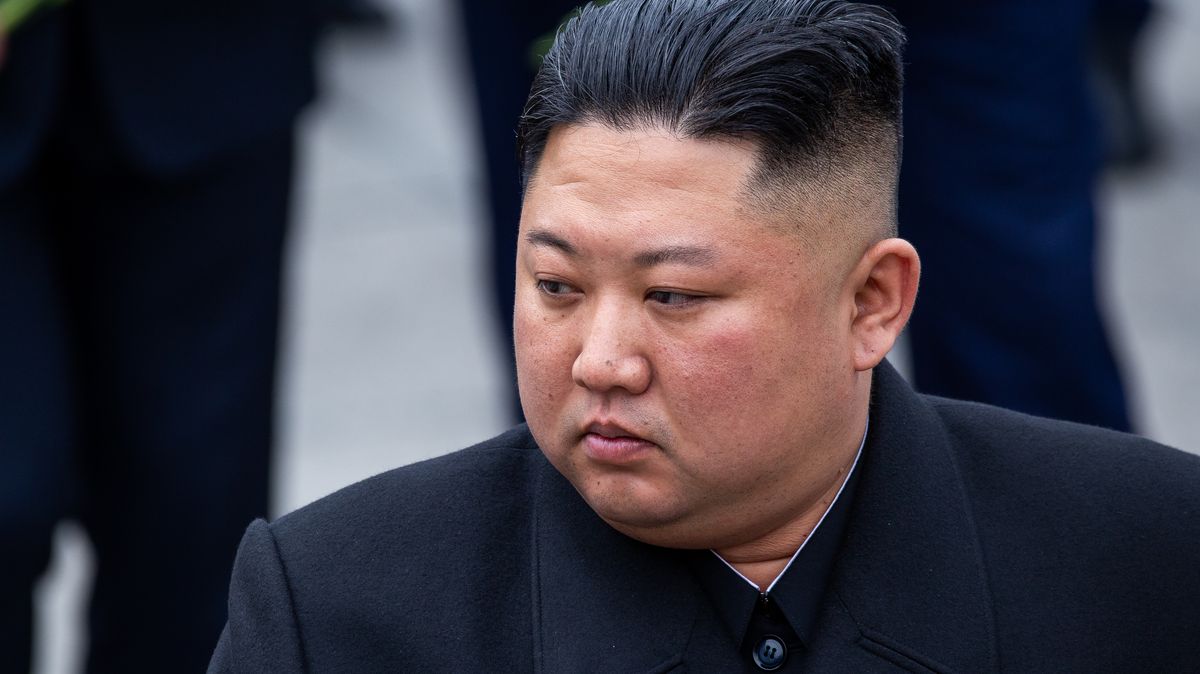 Kim Čong-un vyměnil šéfa armády a zavelel k přípravě na válku